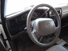 2000 Toyota Tacoma SR5 White Extended Cab 2.4L AT 2WD #Z24729